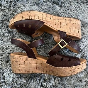 Summer wedges